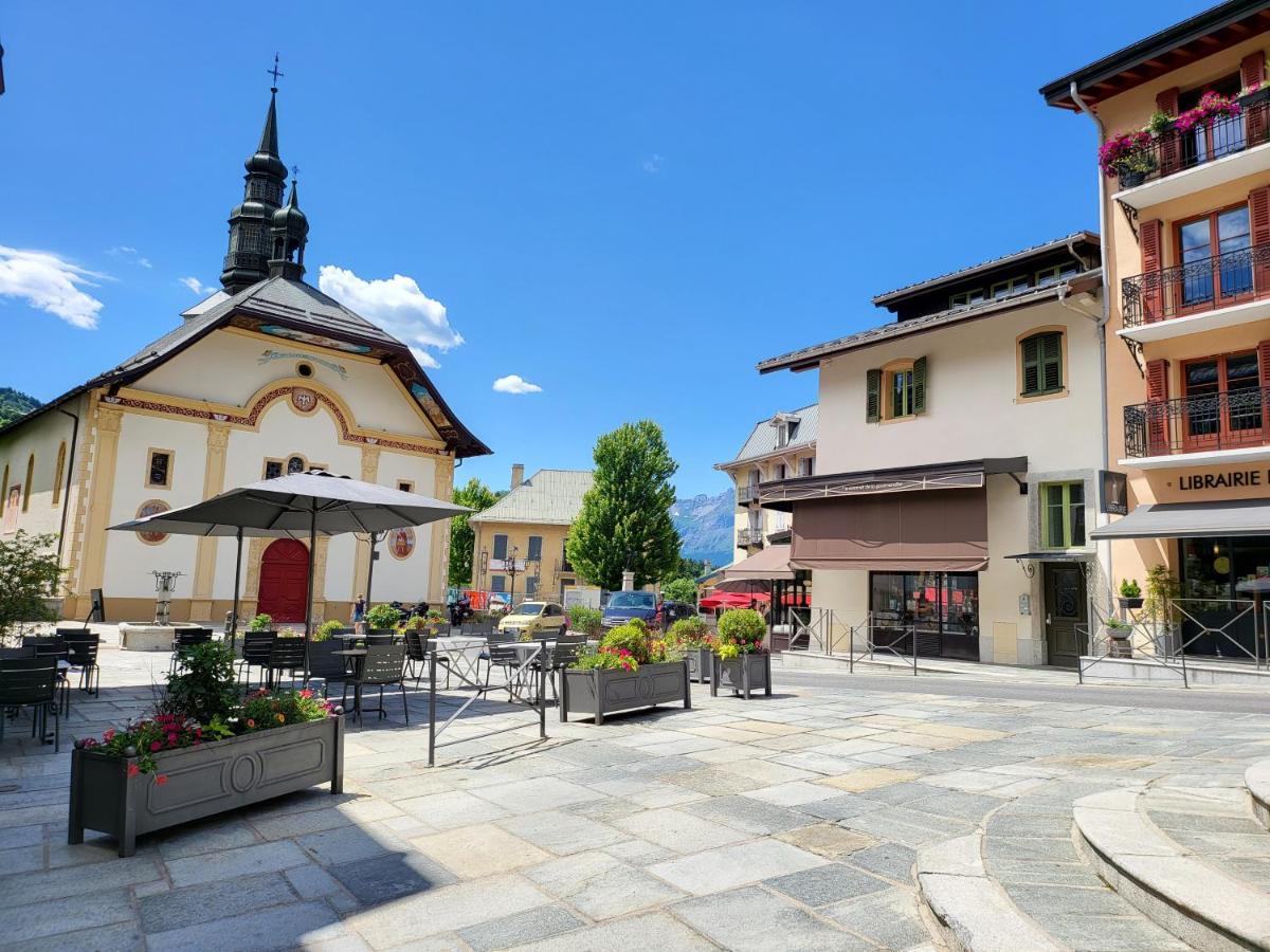 Appartement Dans Chalet Avec Piscine Couverte Сен-Жерве-Ле-Бэн Экстерьер фото